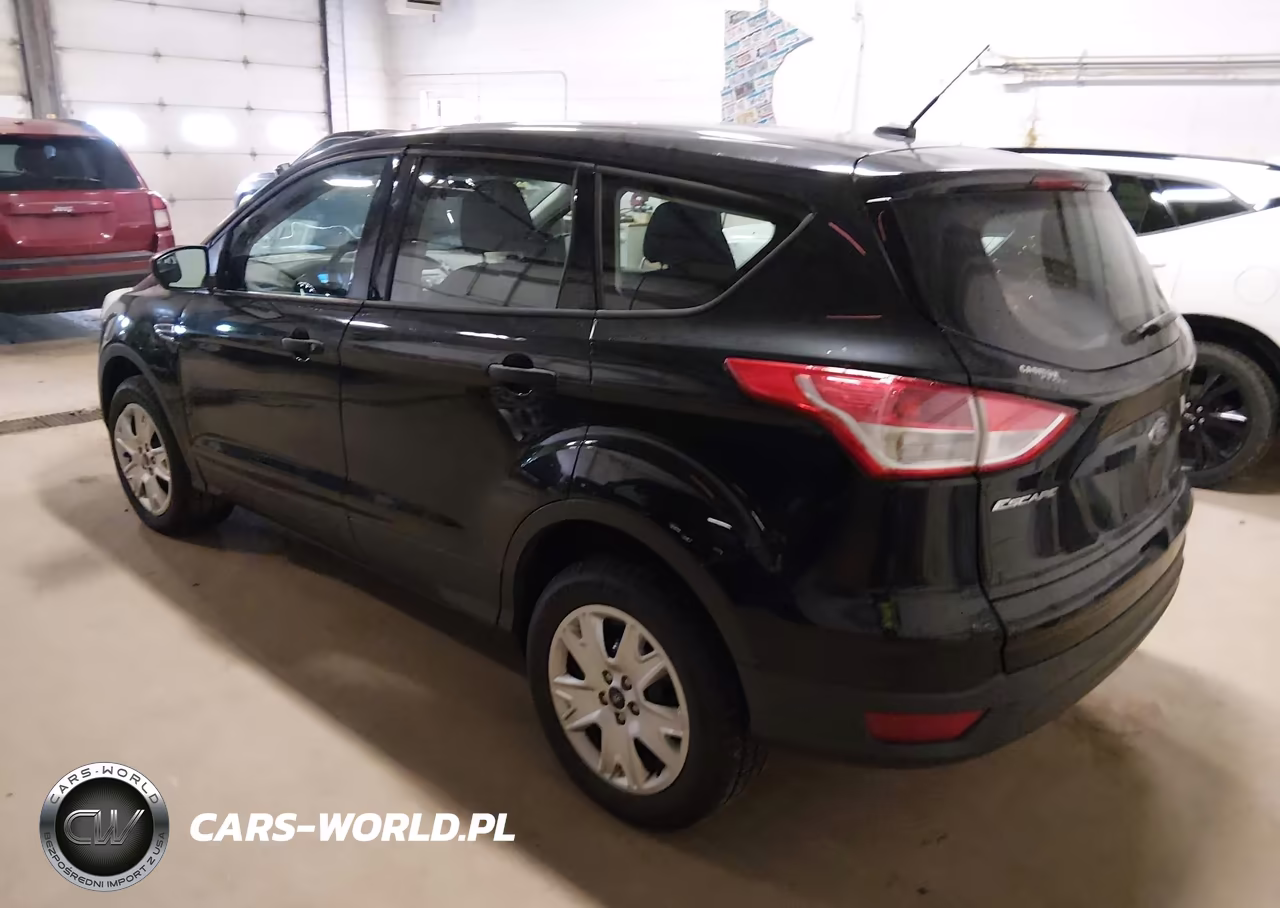 2013 Ford Escape S VIN:1FMCU0F77DUD46983 - 3