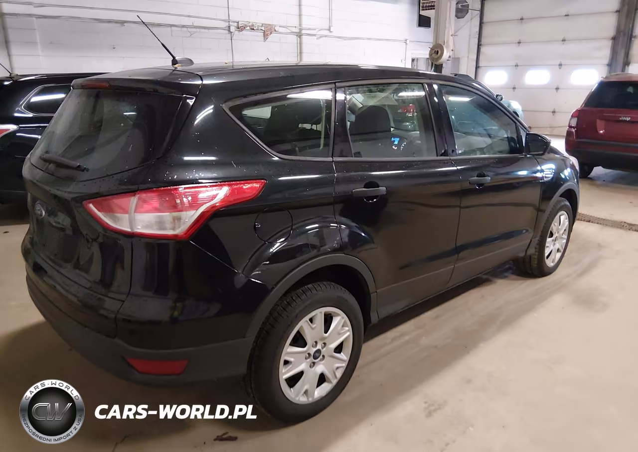 2013 Ford Escape S VIN:1FMCU0F77DUD46983 - 4