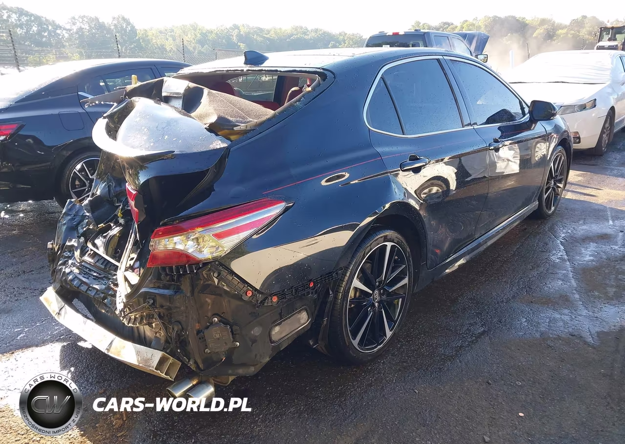 2019 Toyota Camry Xse VIN:4T1B61HK1KU795795 - 4