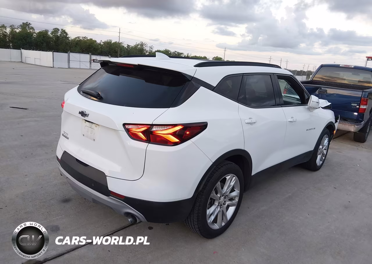 2019 Chevrolet Blazer VIN:3GNKBDRS9KS673449 - 4
