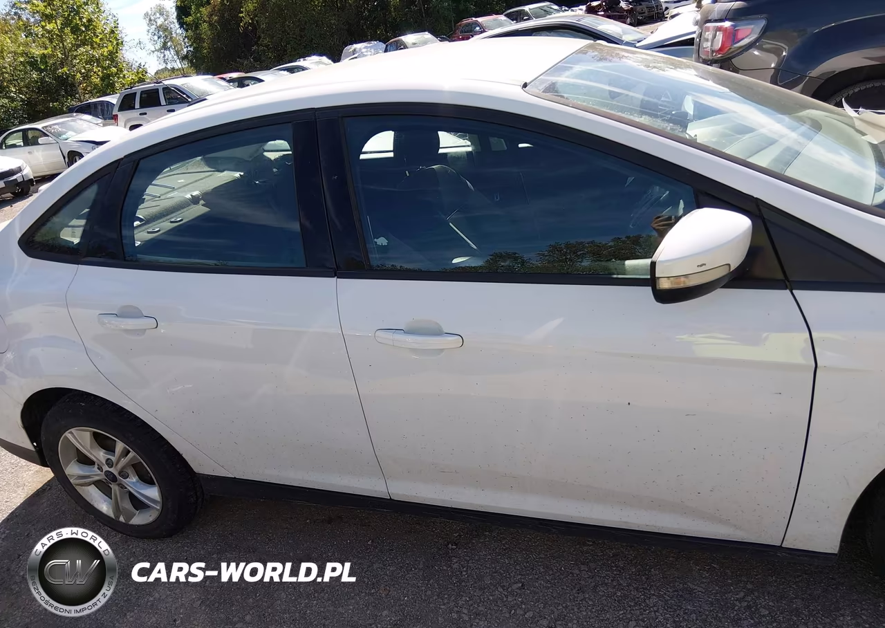 2014 Ford Focus Se VIN:1FADP3F22EL275422 - 13