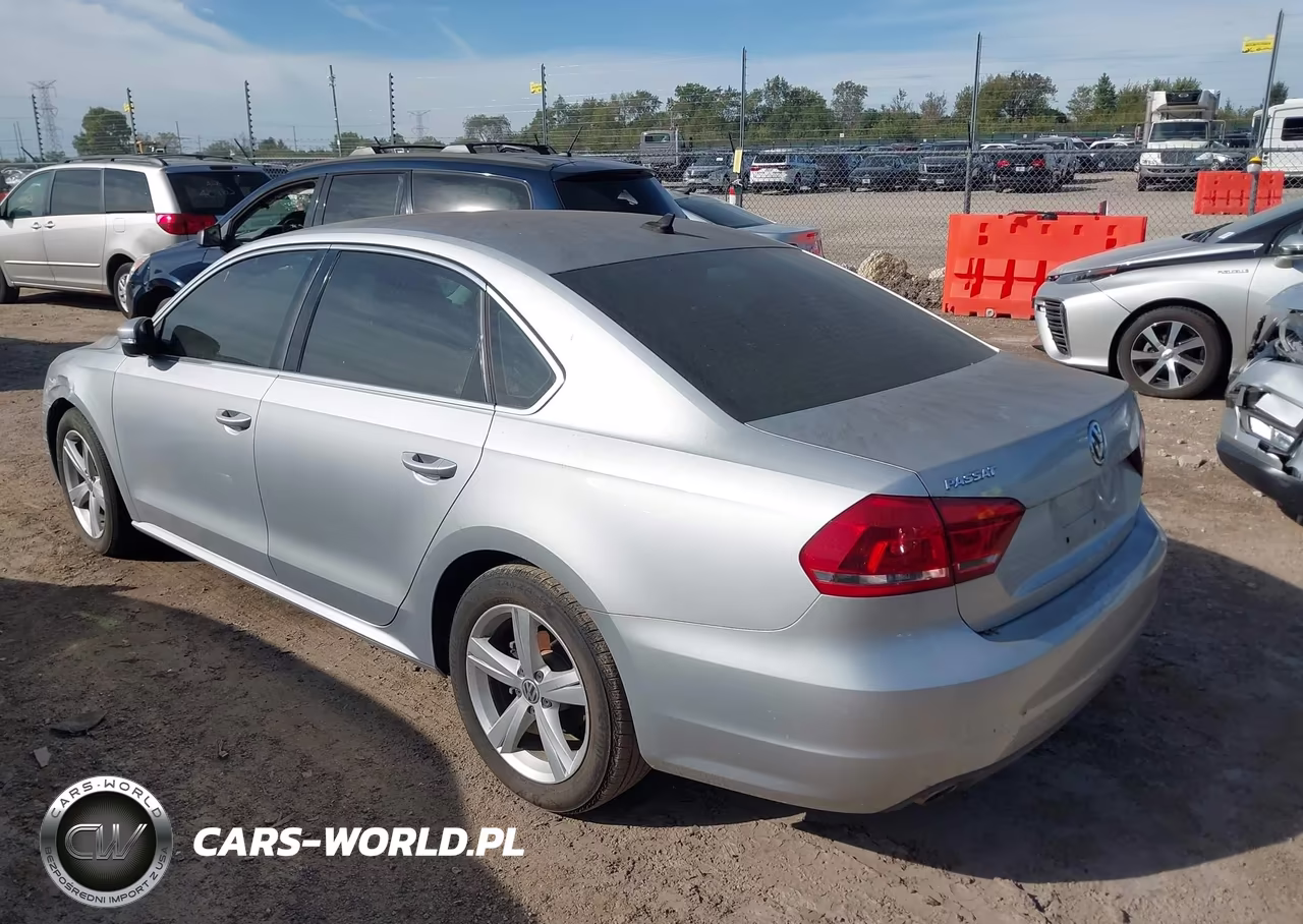 2013 Volkswagen Passat 2.0L Tdi Se VIN:1VWBN7A37DC010957 - 3