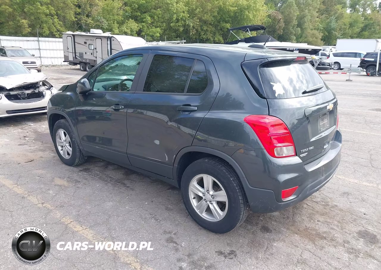 2019 Chevrolet Trax Ls VIN:3GNCJNSB3KL196275 - 3