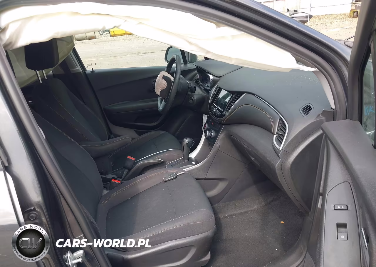 2019 Chevrolet Trax Ls VIN:3GNCJNSB3KL196275 - 5