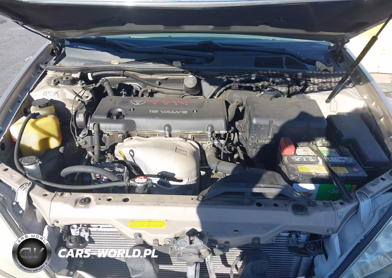 2002 Toyota Camry Le VIN:JTDBE32K020080834 - 10