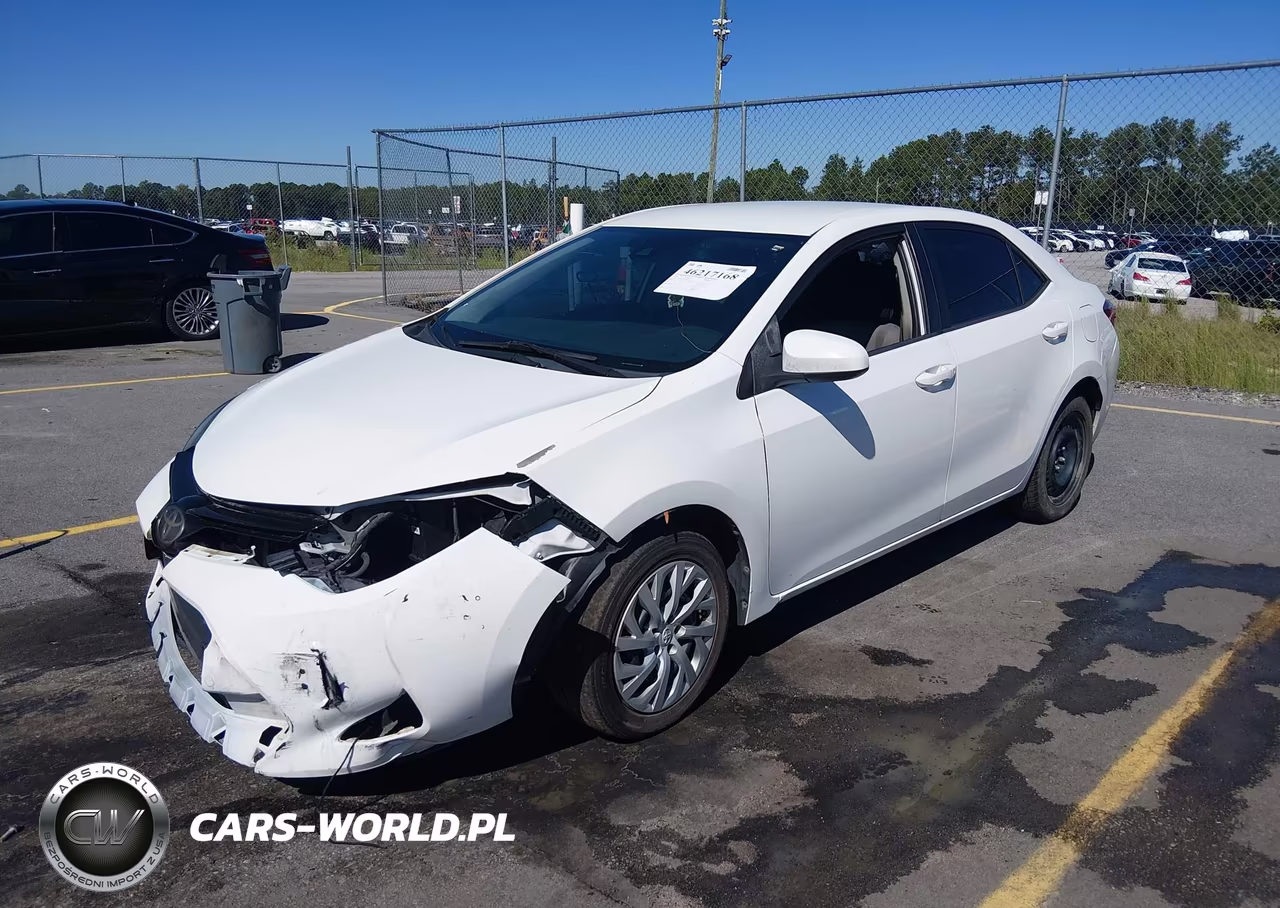2018 Toyota Corolla Le VIN:5YFBURHE1JP814134 - 2