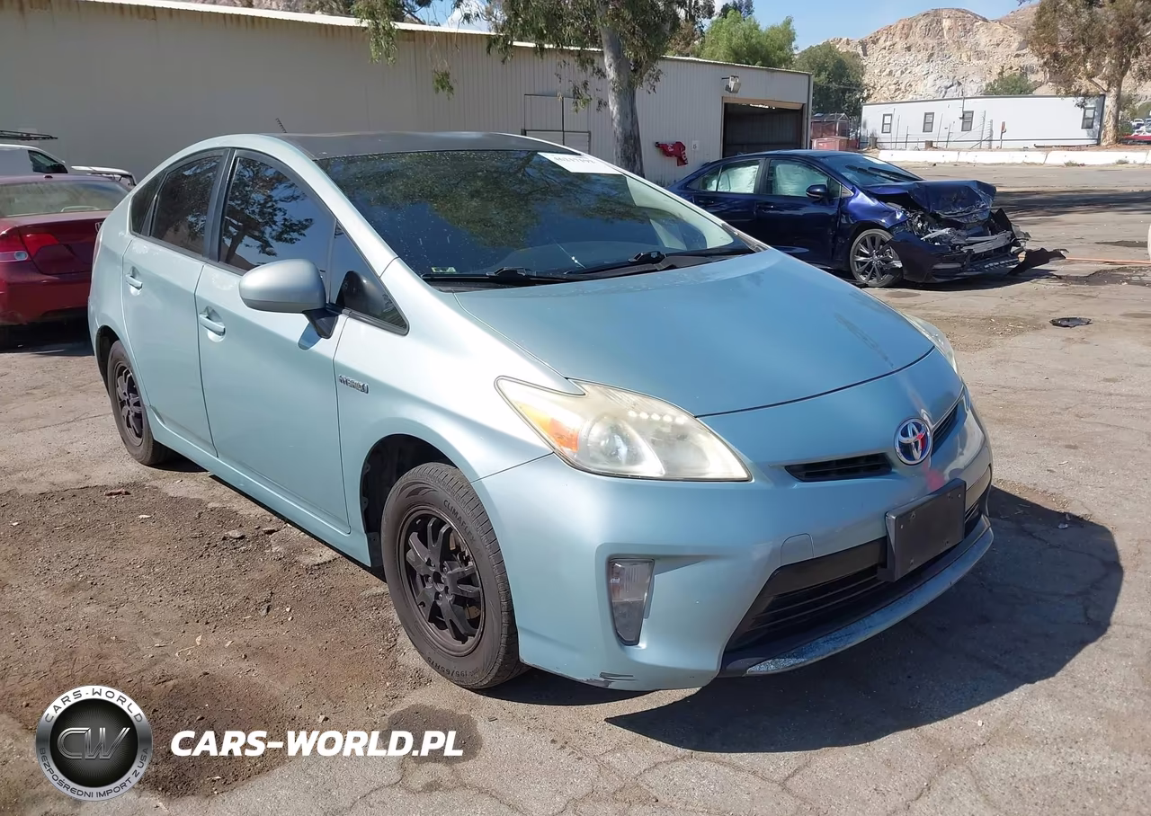 2013 Toyota Prius Three