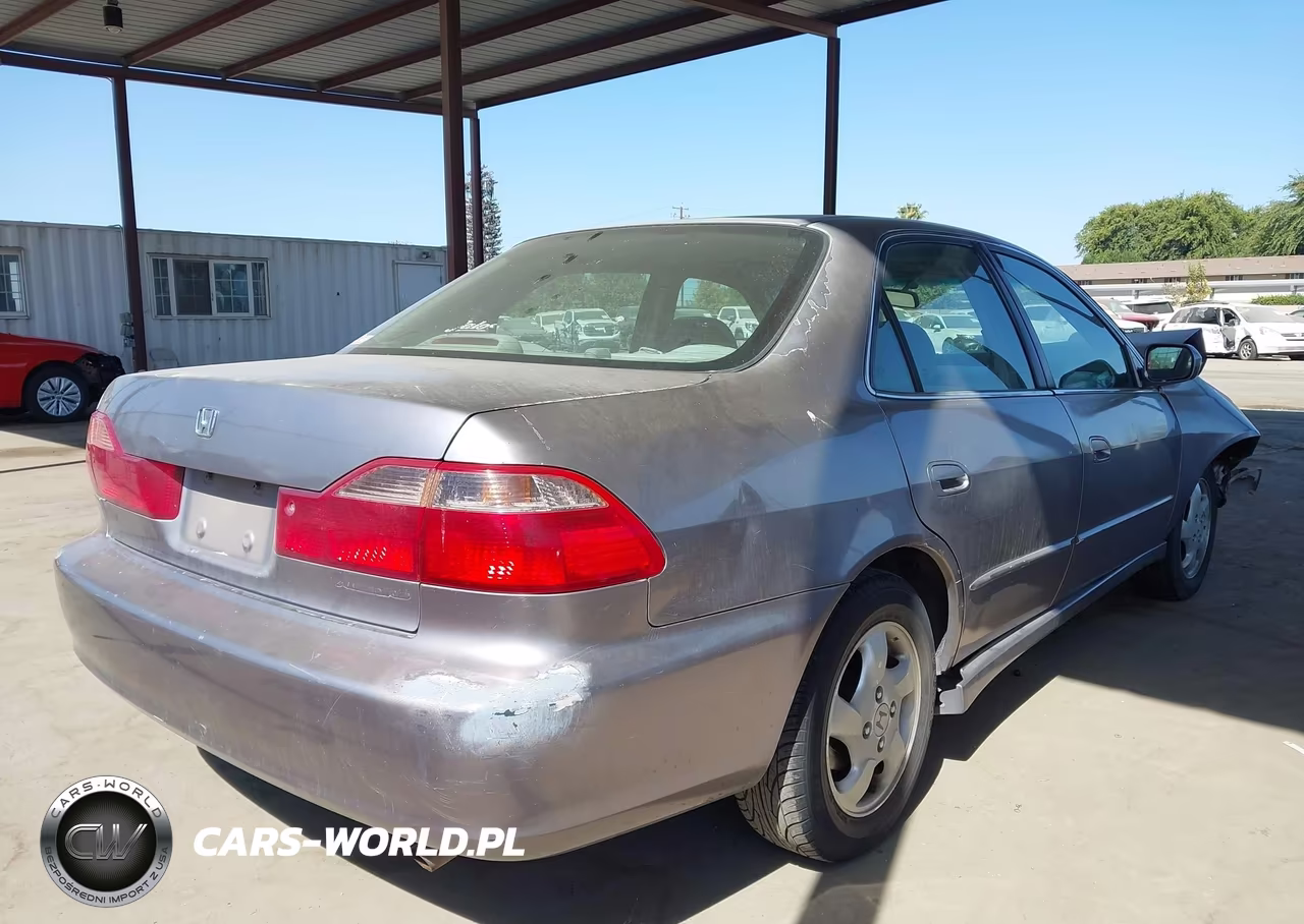 2000 Honda Accord 2.3 Ex VIN:1HGCG5659YA026578 - 4