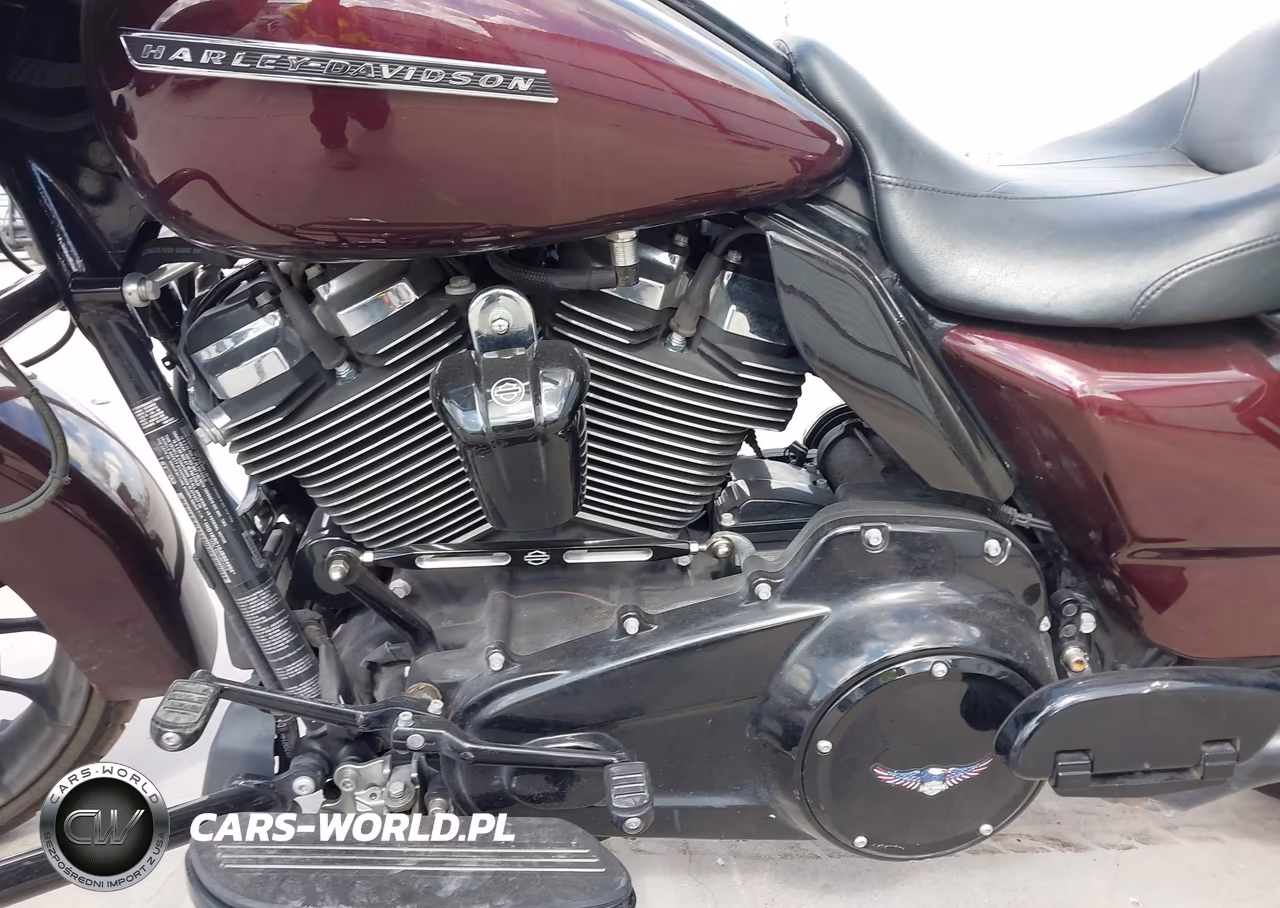 2018 Harley-Davidson Flhxs Street Glide Special VIN:1HD1KRC10JB604952 - 9