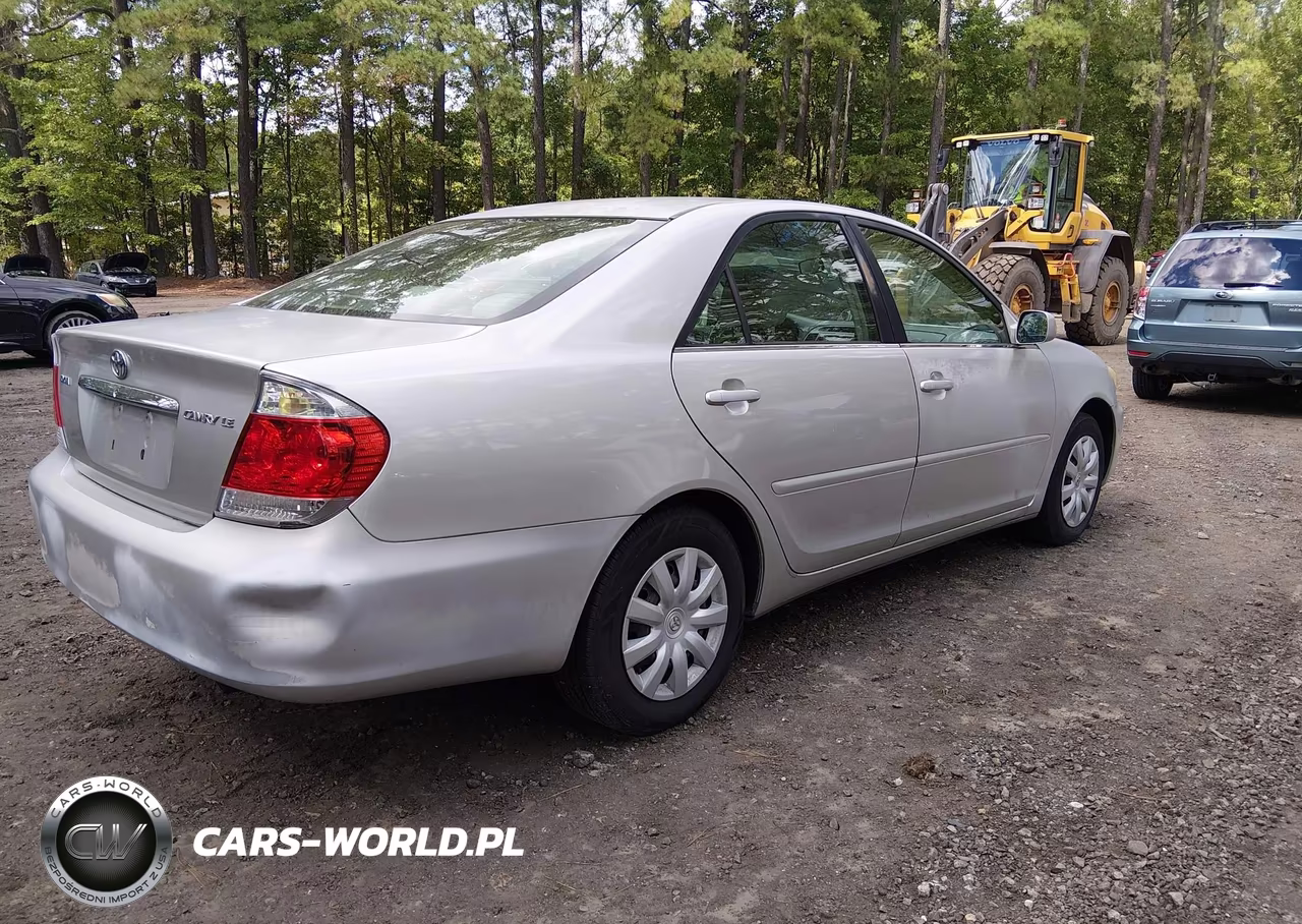 2005 Toyota Camry Le VIN:4T1BE30K45U973388 - 4