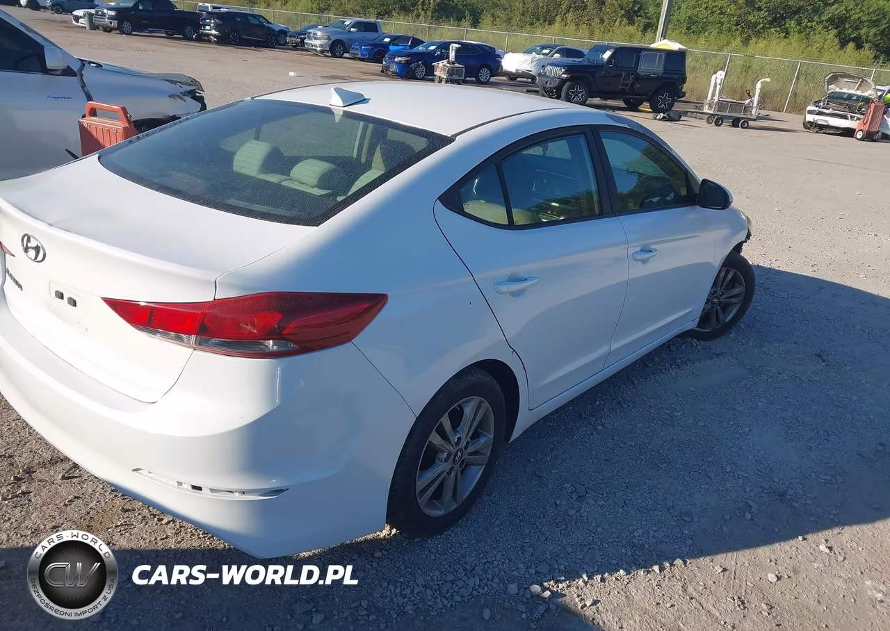2017 Hyundai Elantra Se VIN:5NPD84LF1HH028065 - 4