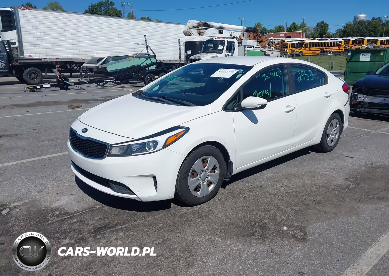 2018 Kia Forte Lx VIN:3KPFK4A79JE245573 - 2