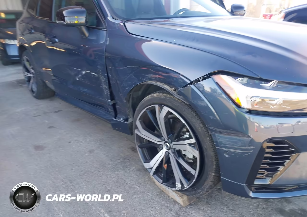 2023 Volvo Xc60 Recharge Plug-In Hybrid T8 Ultimate Dark Theme VIN:YV4H60DX3P1245837 - 12