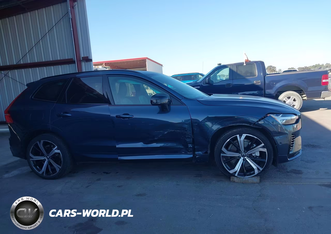 2023 Volvo Xc60 Recharge Plug-In Hybrid T8 Ultimate Dark Theme VIN:YV4H60DX3P1245837 - 15