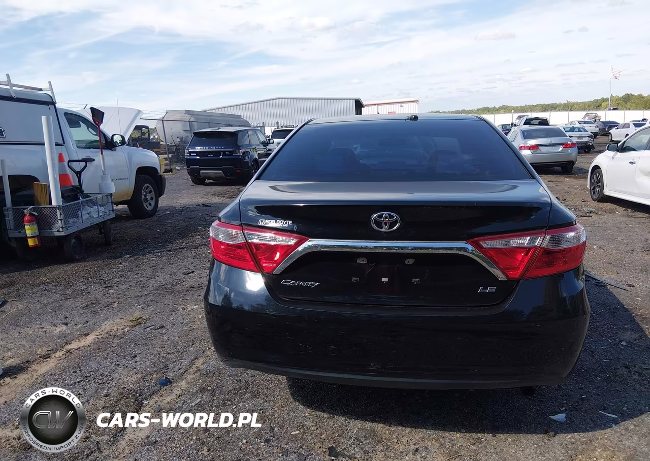 2017 Toyota Camry Le VIN:4T1BF1FK1HU428942 - 17