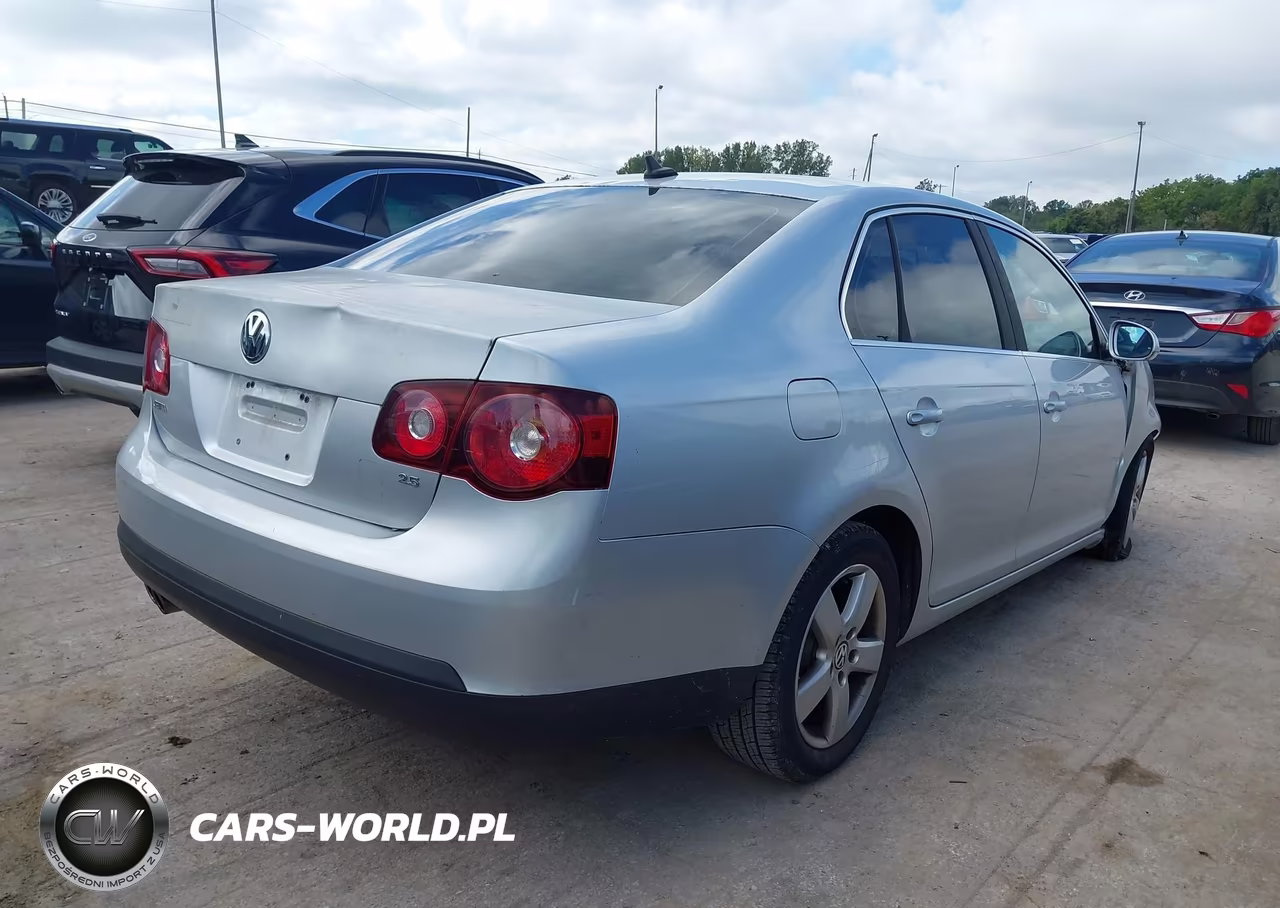 2008 Volkswagen Jetta Se-Sel VIN:3VWRM71K28M185565 - 4
