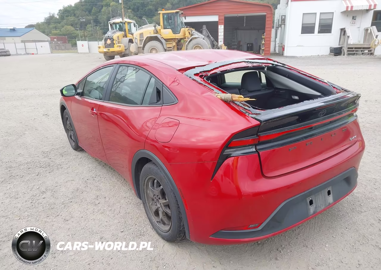 2026 Toyota Prius Le VIN:JTDACAAUXT3068957 - 3