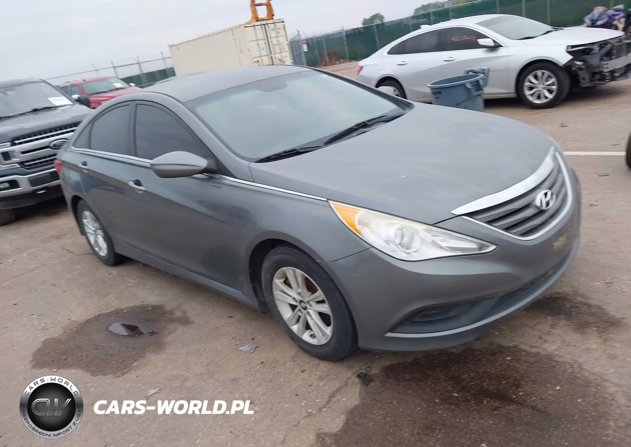 HYUNDAI SONATA