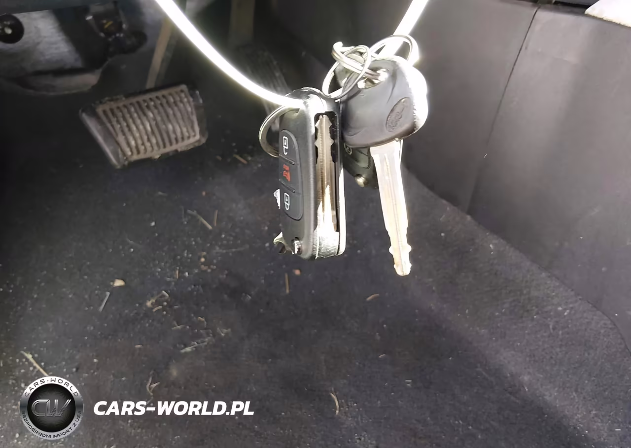 2012 Kia Soul + VIN:KNDJT2A63C7381073 - 11