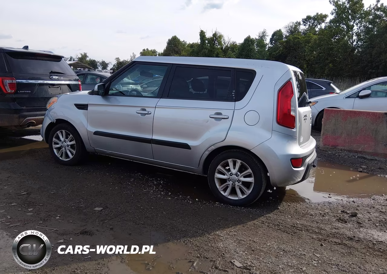 2012 Kia Soul + VIN:KNDJT2A63C7381073 - 3