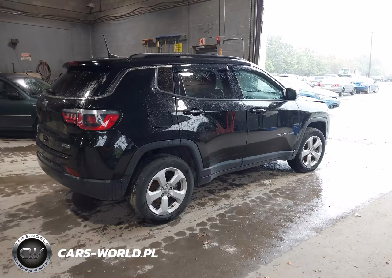 2020 Jeep Compass Latitude 4X4 VIN:3C4NJDBB5LT173870 - 4