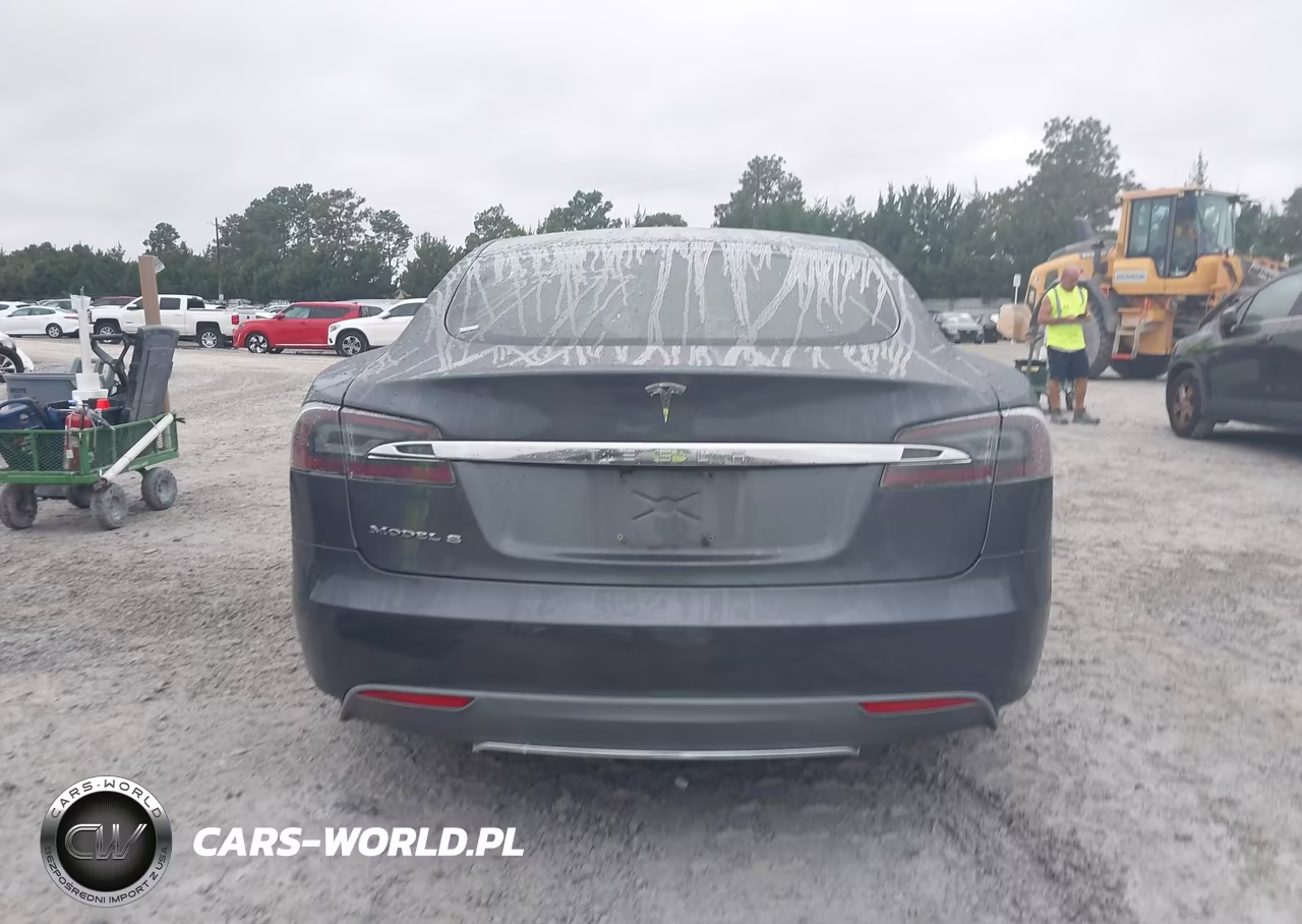 2014 Tesla Model S P85 VIN:5YJSA1H1XEFP56968 - 17
