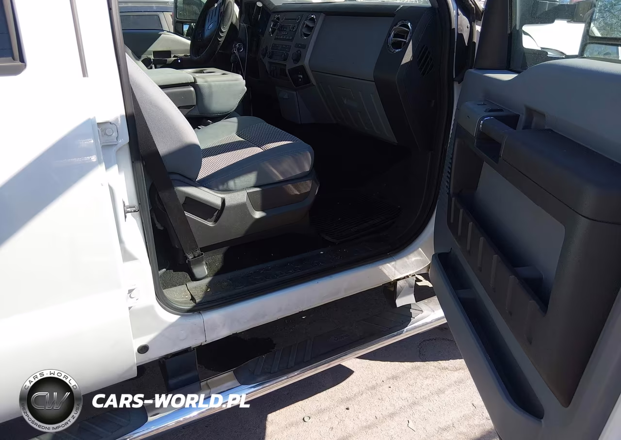 2012 Ford F-250 Xlt VIN:1FT7W2B69CEA01097 - 5