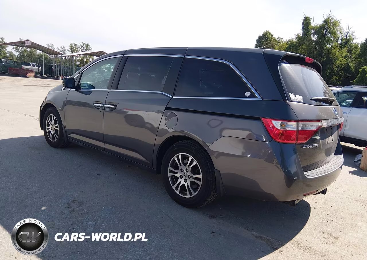 2013 Honda Odyssey Ex-L VIN:5FNRL5H62DB077352 - 3