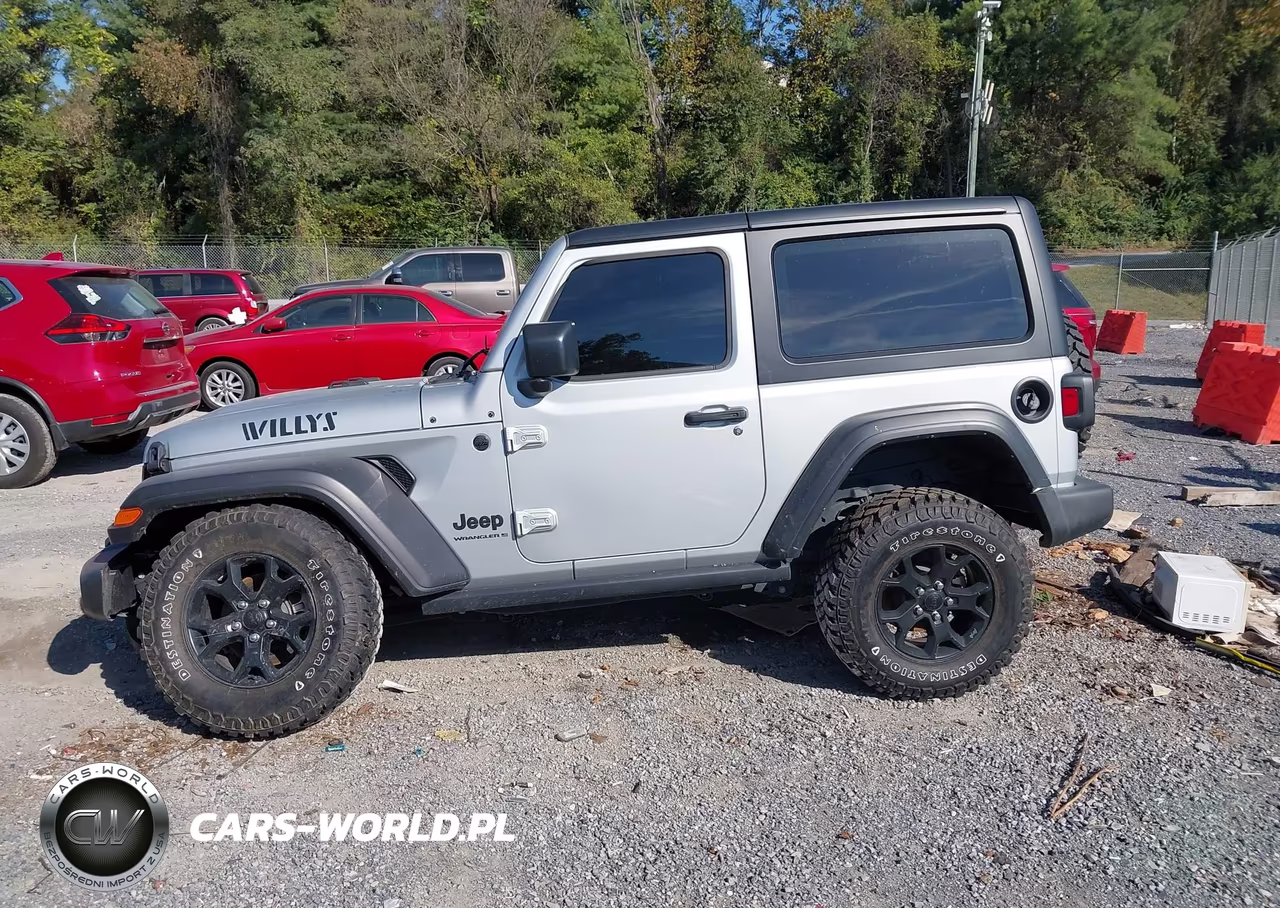 2023 Jeep Wrangler 2-Door Willys 4X4 VIN:1C4HJXAGXPW532903 - 13