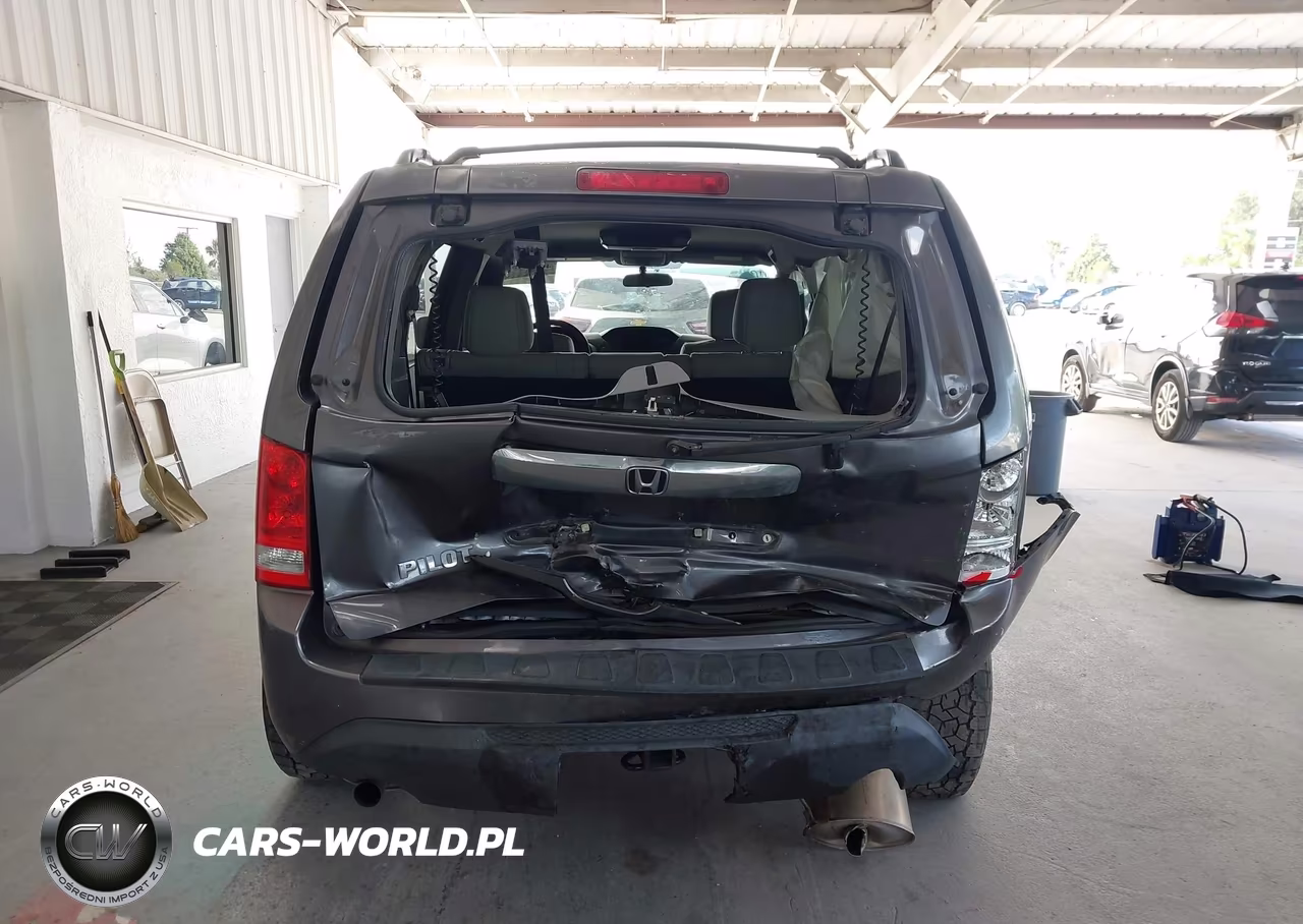 2015 Honda Pilot Lx VIN:5FNYF3H29FB022596 - 17