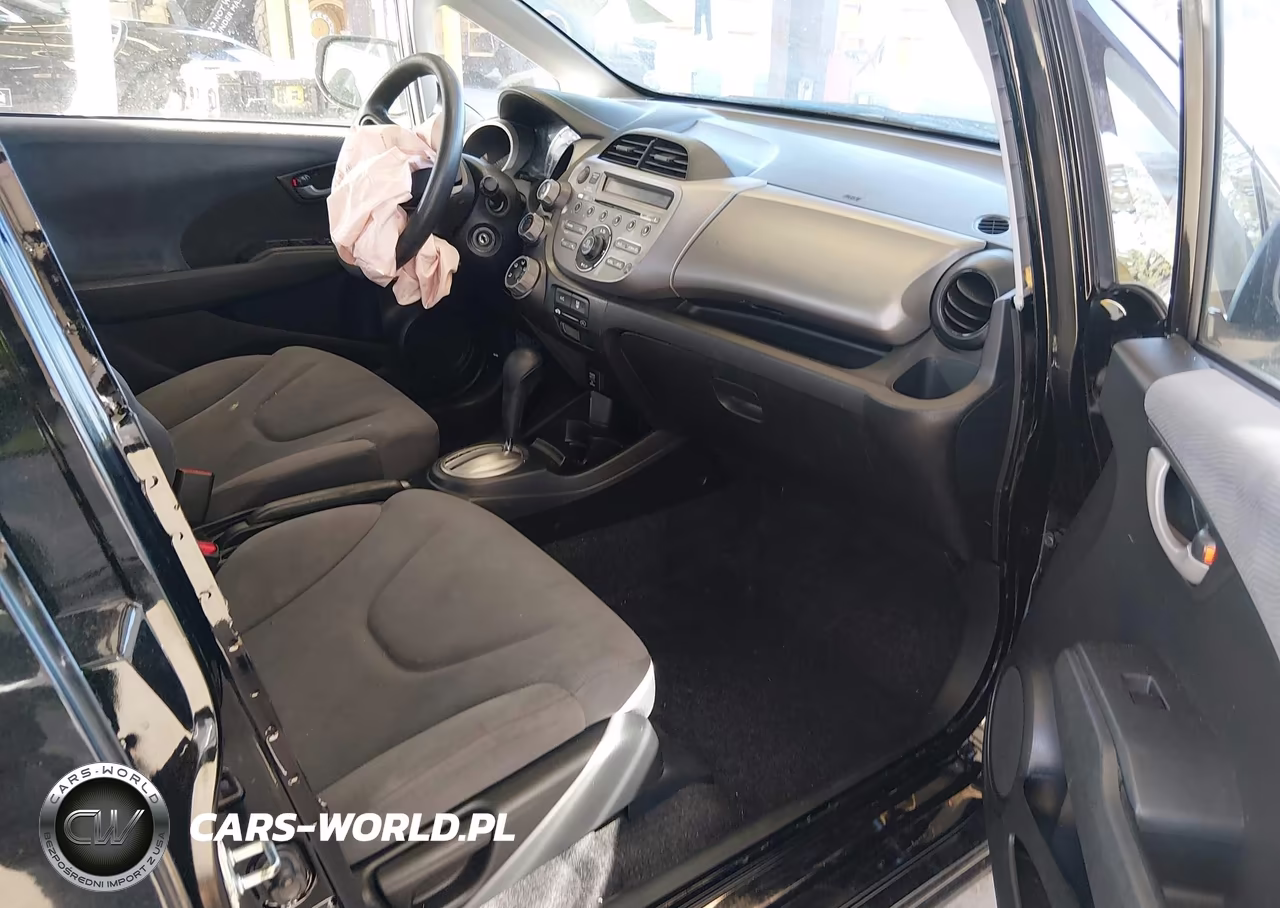 2010 Honda Fit VIN:JHMGE8H24AS013021 - 5