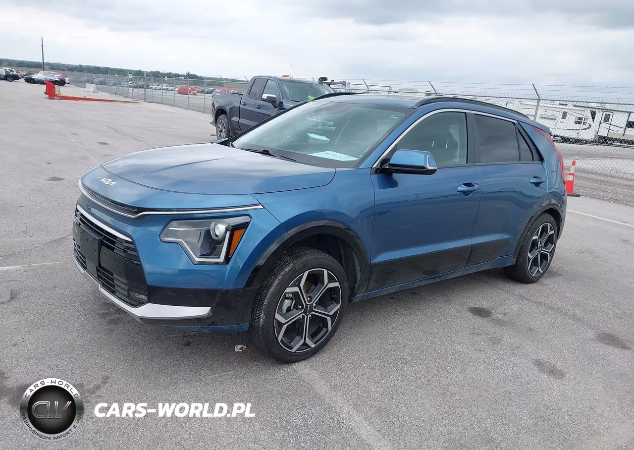 2023 Kia Niro Ex Touring VIN:KNDCR3LE7P5040102 - 2
