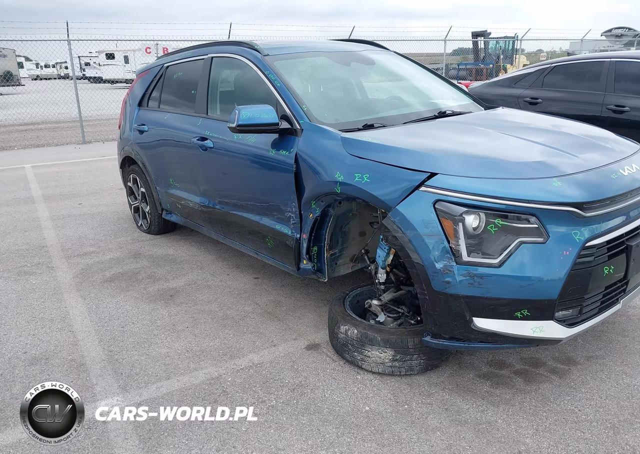 2023 Kia Niro Ex Touring VIN:KNDCR3LE7P5040102 - 6