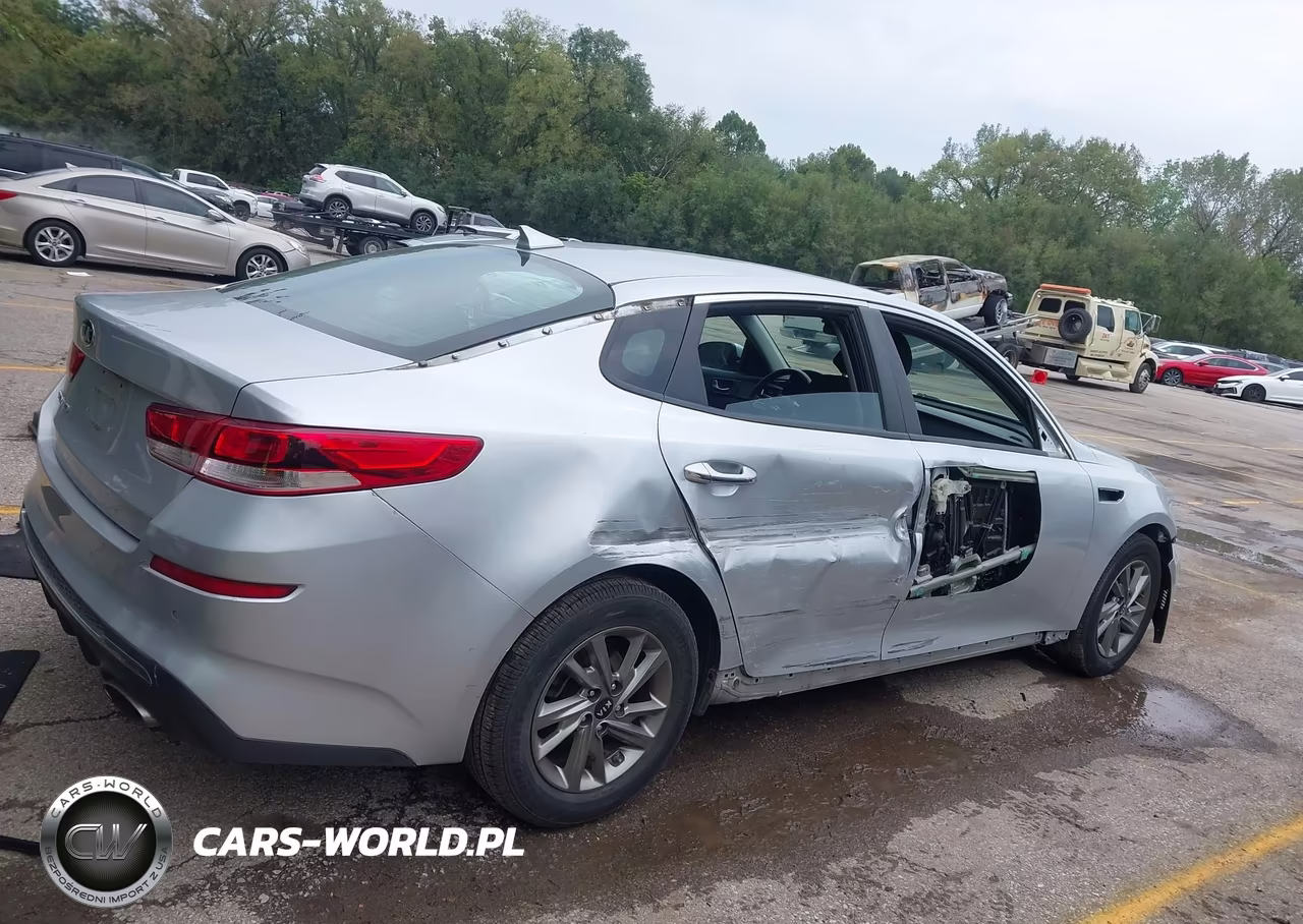 2019 Kia Optima Lx VIN:5XXGT4L33KG323981 - 14