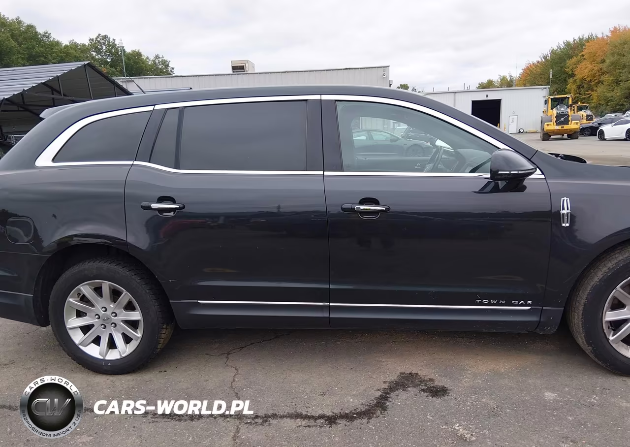 2015 Lincoln Mkt Livery VIN:2LMHJ5NK0FBL03424 - 13
