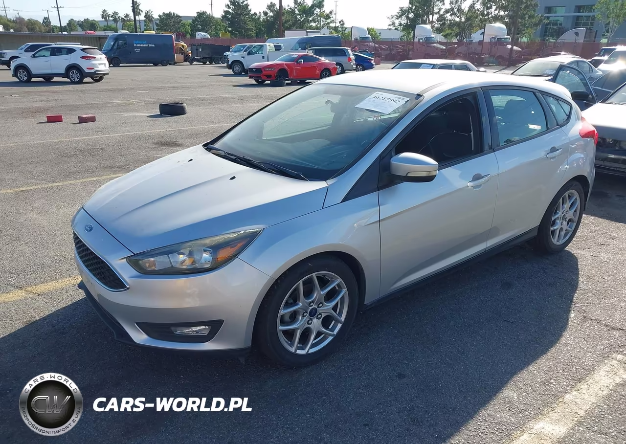 2015 Ford Focus Se VIN:1FADP3K24FL326331 - 2
