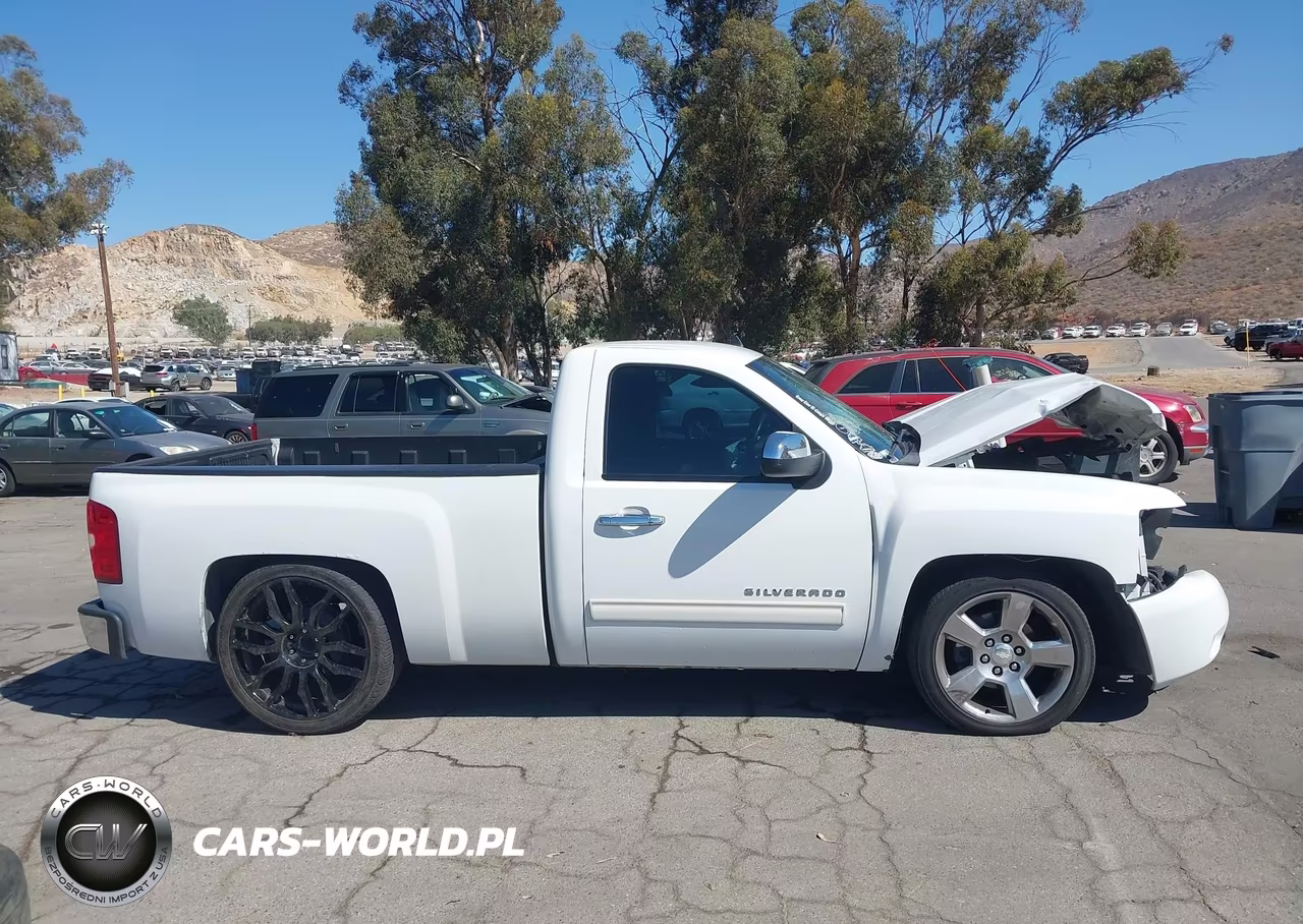 2011 Chevrolet Silverado 1500 Lt VIN:1GCNCSE04BZ377768 - 13