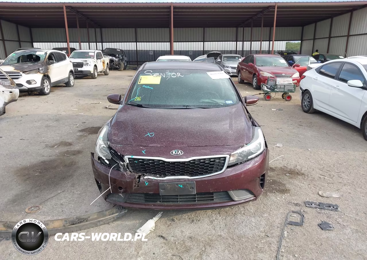 2018 Kia Forte Lx VIN:3KPFK4A74JE274365 - 12