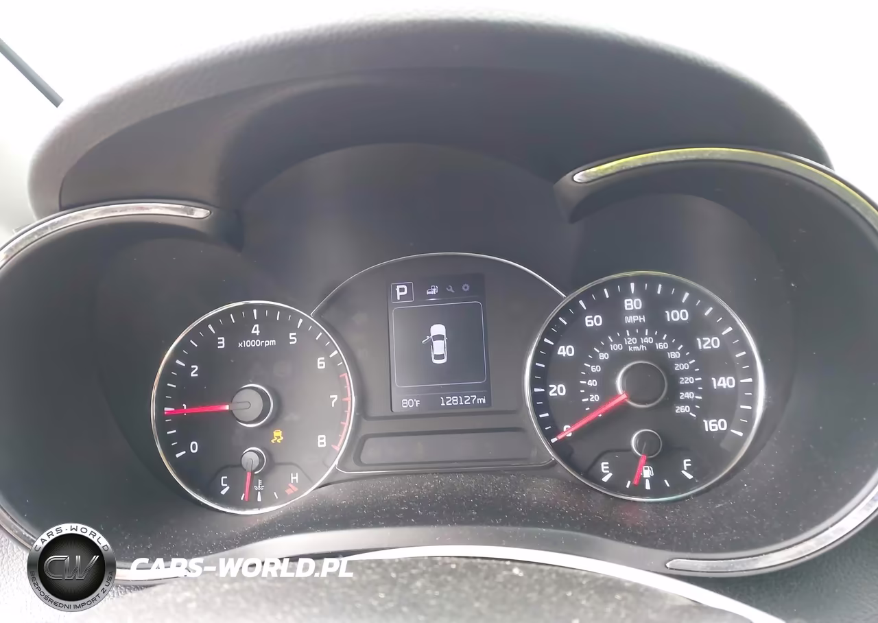 2018 Kia Forte Lx VIN:3KPFK4A74JE274365 - 7