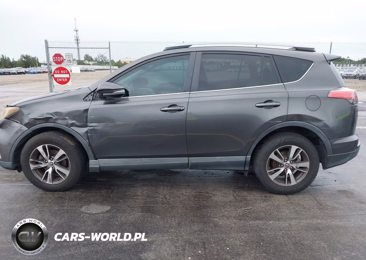 2017 Toyota Rav4 Xle VIN:2T3WFREV7HW391348 - 14