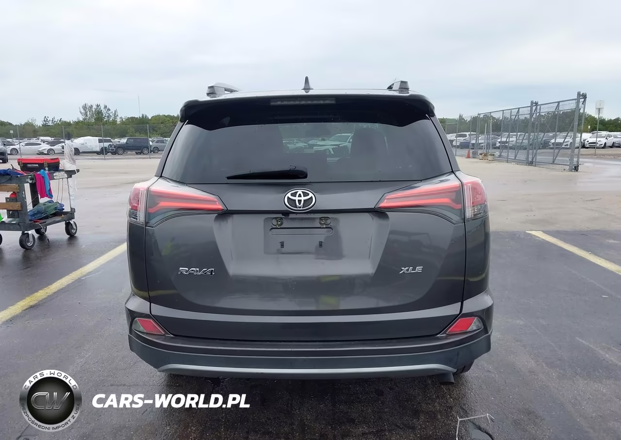 2017 Toyota Rav4 Xle VIN:2T3WFREV7HW391348 - 16
