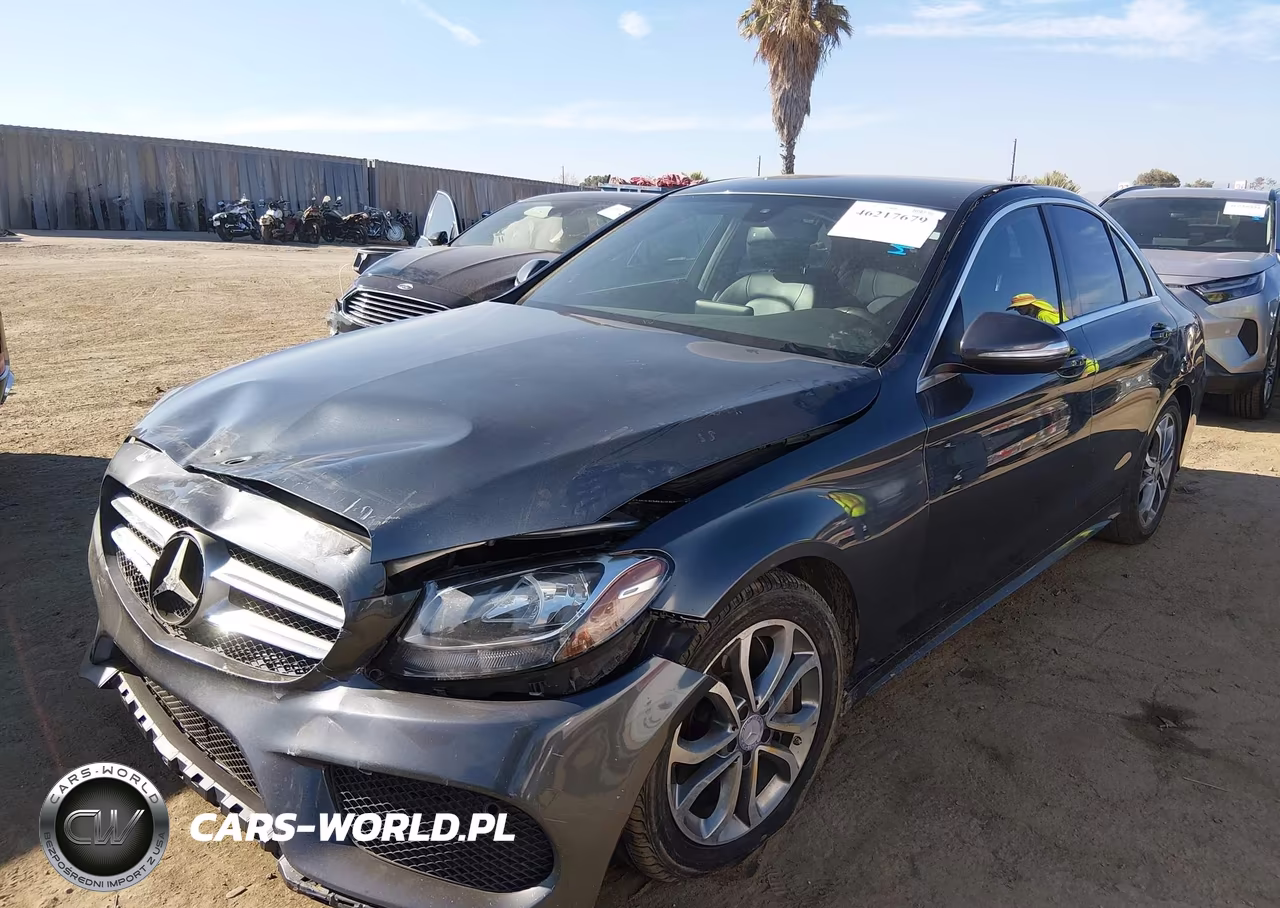 2015 Mercedes-Benz C 300 Sport VIN:55SWF4JB0FU054309 - 2
