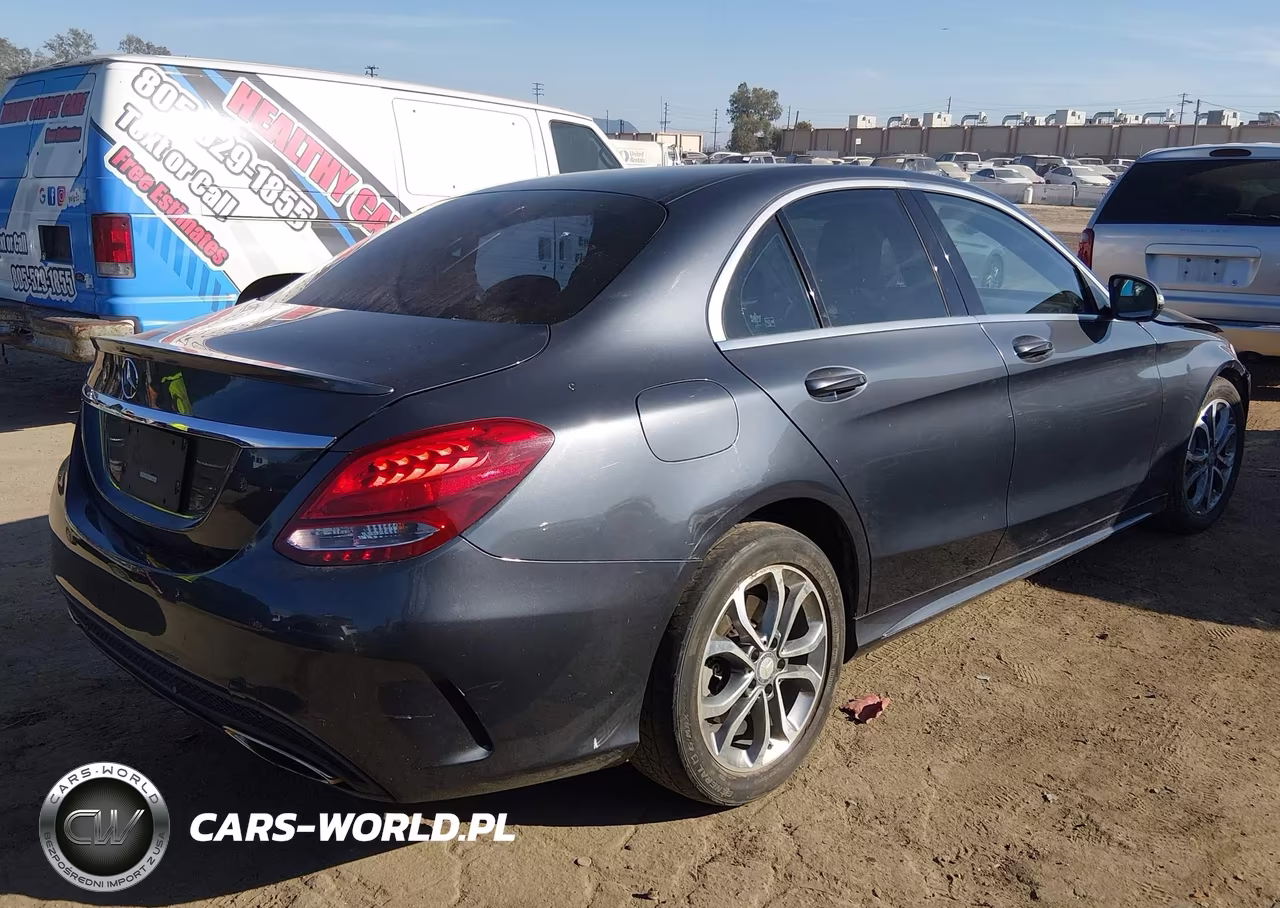 2015 Mercedes-Benz C 300 Sport VIN:55SWF4JB0FU054309 - 4