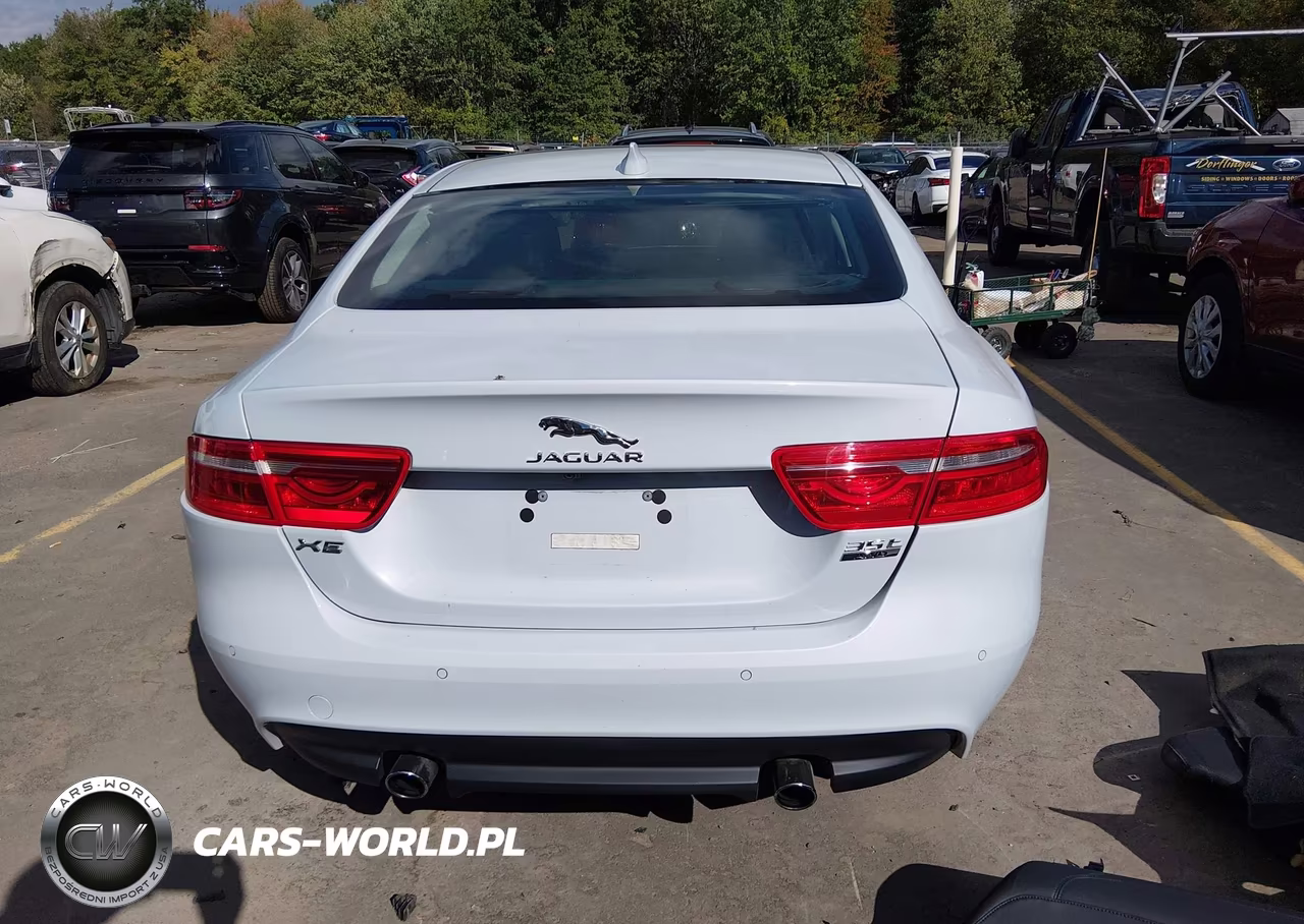 2017 Jaguar Xe 35T First Edition VIN:SAJAN4BVXHA947771 - 17