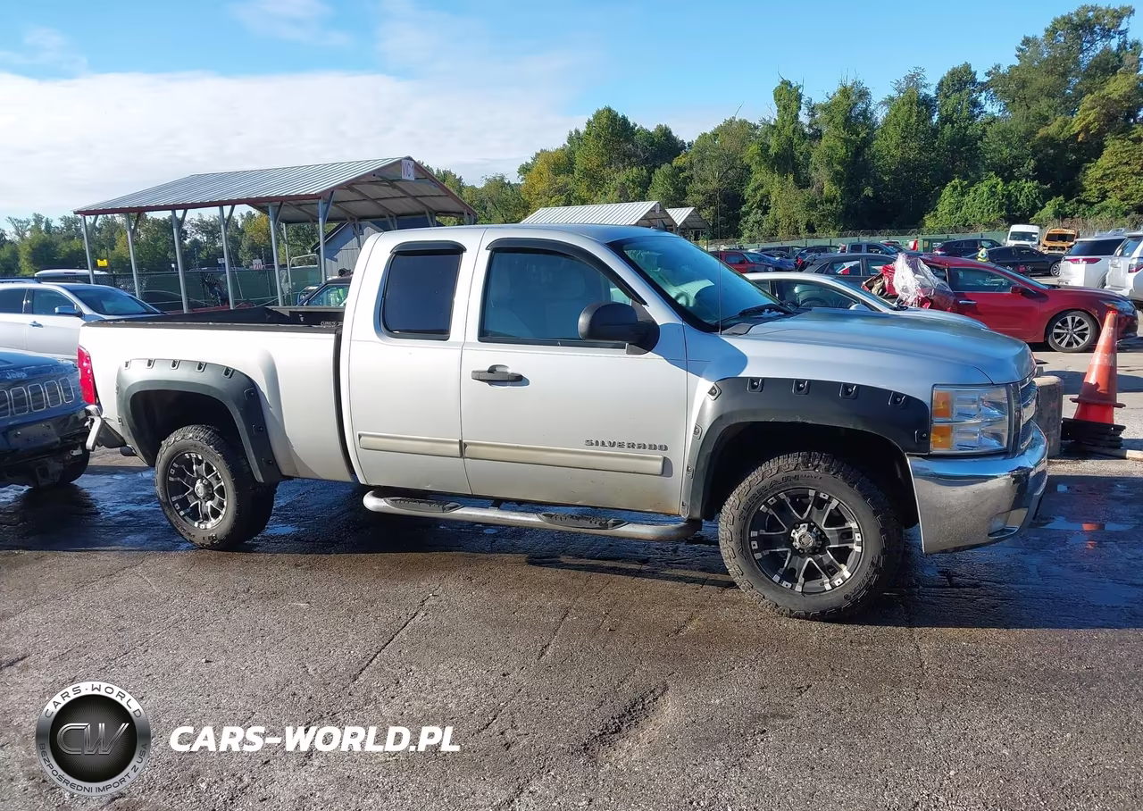 2013 Chevrolet Silverado 1500 Lt VIN:1GCRCSE00DZ106100 - 13