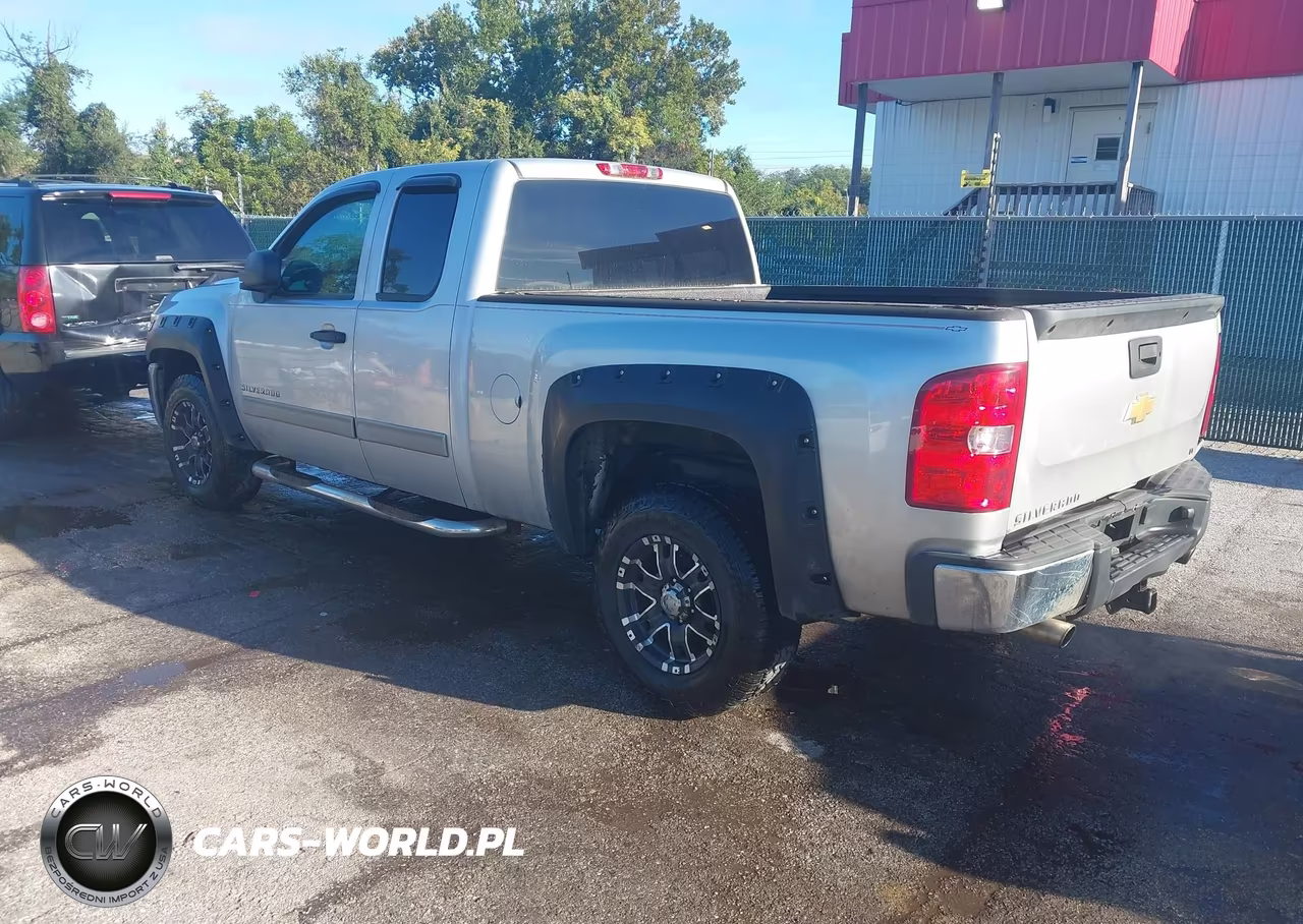 2013 Chevrolet Silverado 1500 Lt VIN:1GCRCSE00DZ106100 - 3