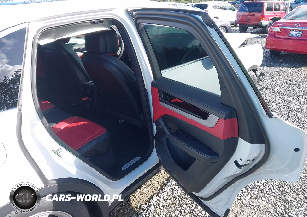 2024 Porsche Cayenne VIN:WP1AA2AY2RDA13564 - 8