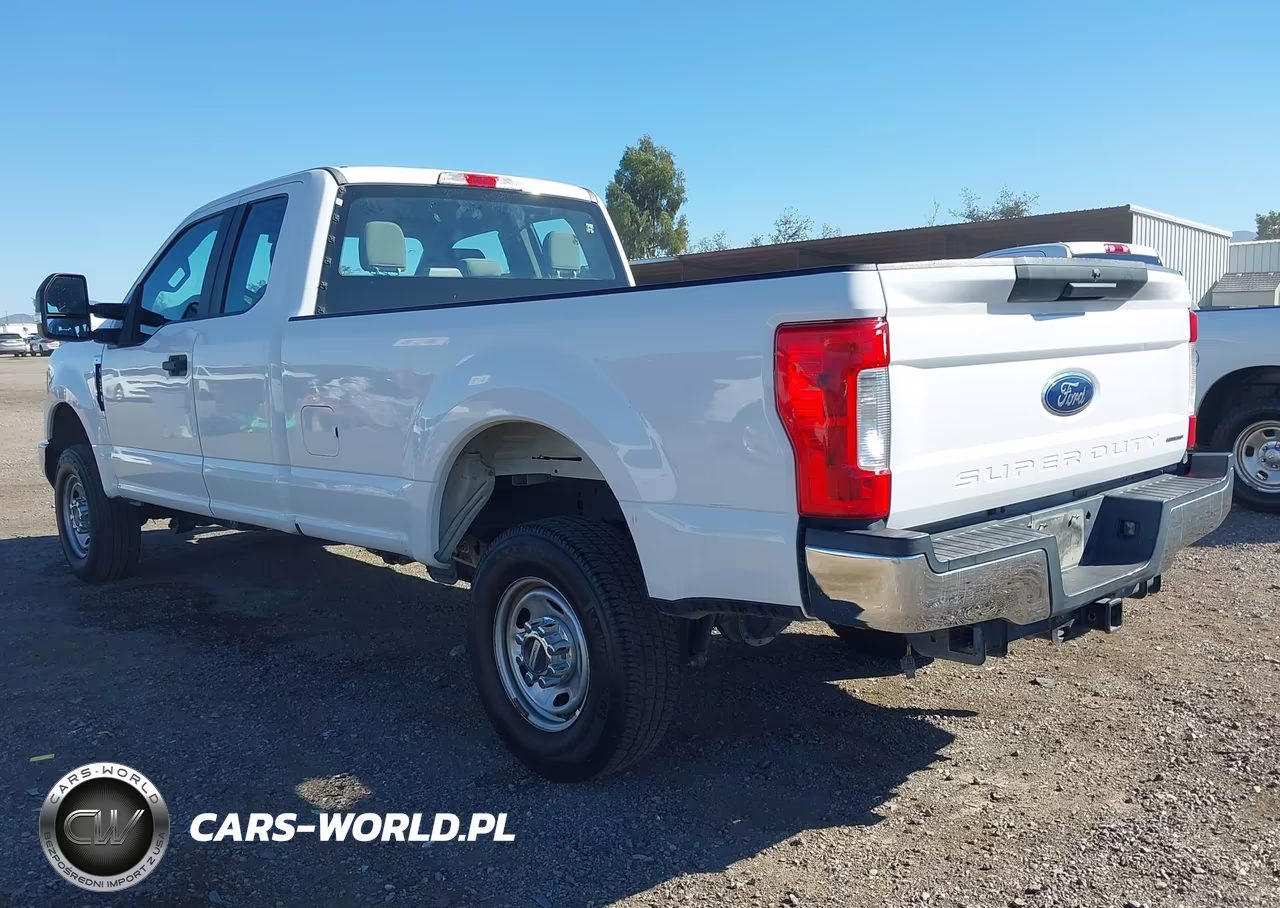 2018 Ford F-250 Xl VIN:1FT7X2B61JEC69961 - 3