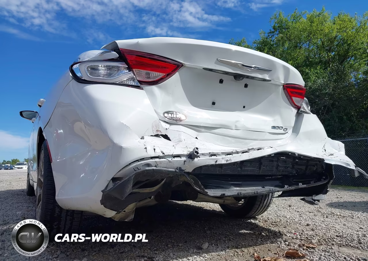 2015 Chrysler 200 C VIN:1C3CCCCG0FN733406 - 20