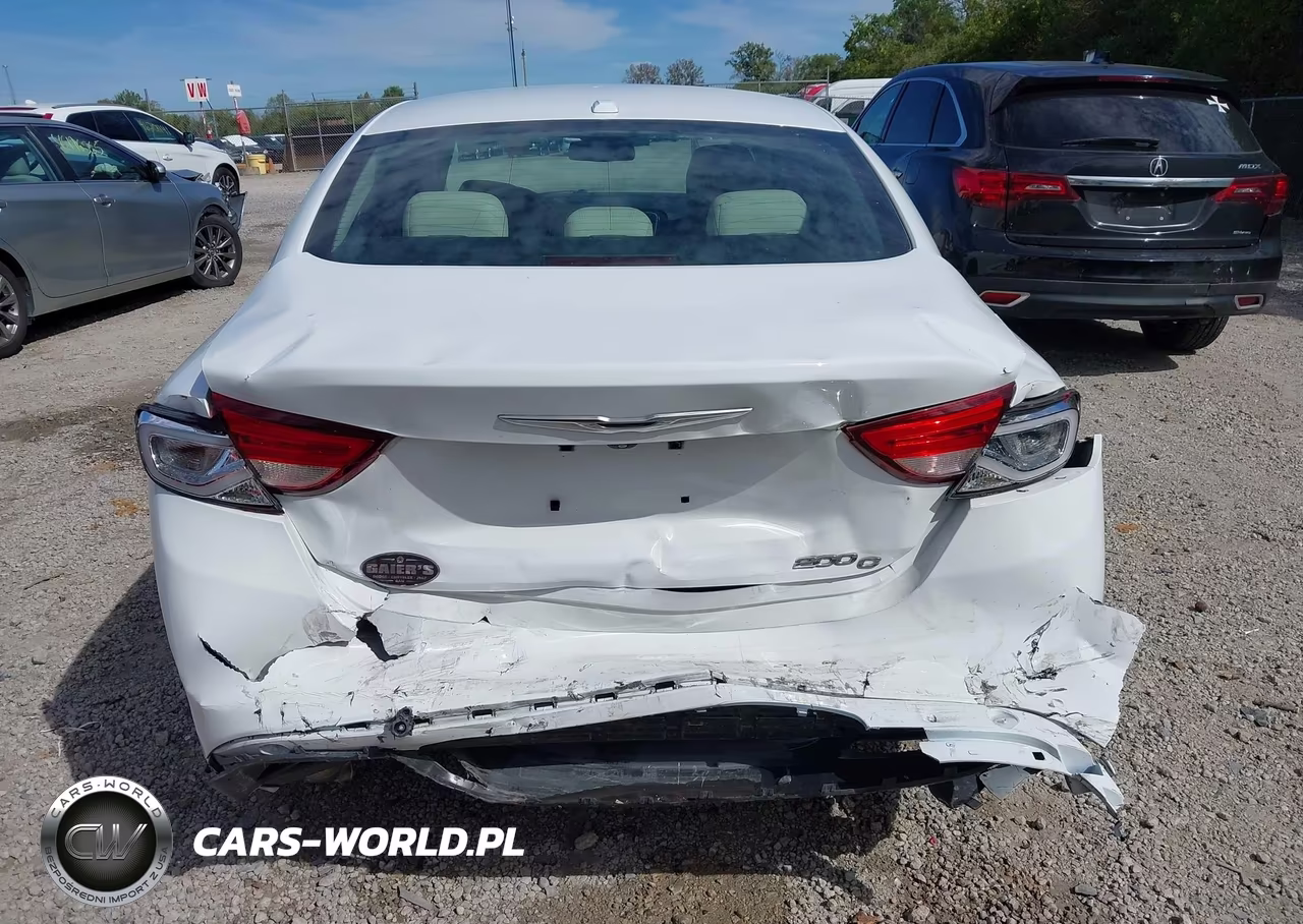2015 Chrysler 200 C VIN:1C3CCCCG0FN733406 - 6